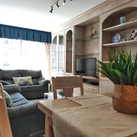 Desconectaengalicia Cesteiros, Piscina, 100m Playa Silgar Apartment